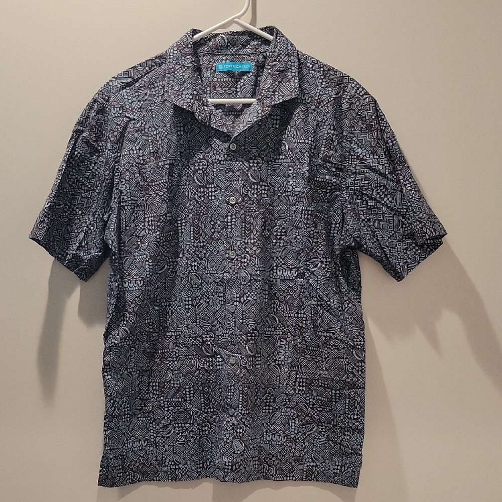 Tori Richard Black and Gray Patterned Shirt